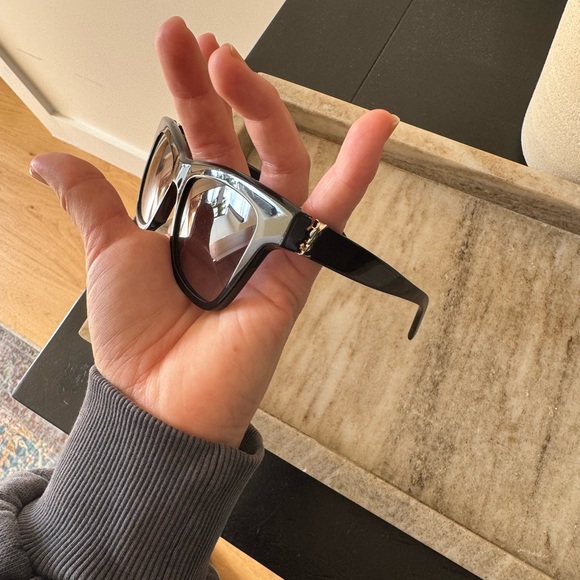 Yves Saint Laurent Sunglasses Black